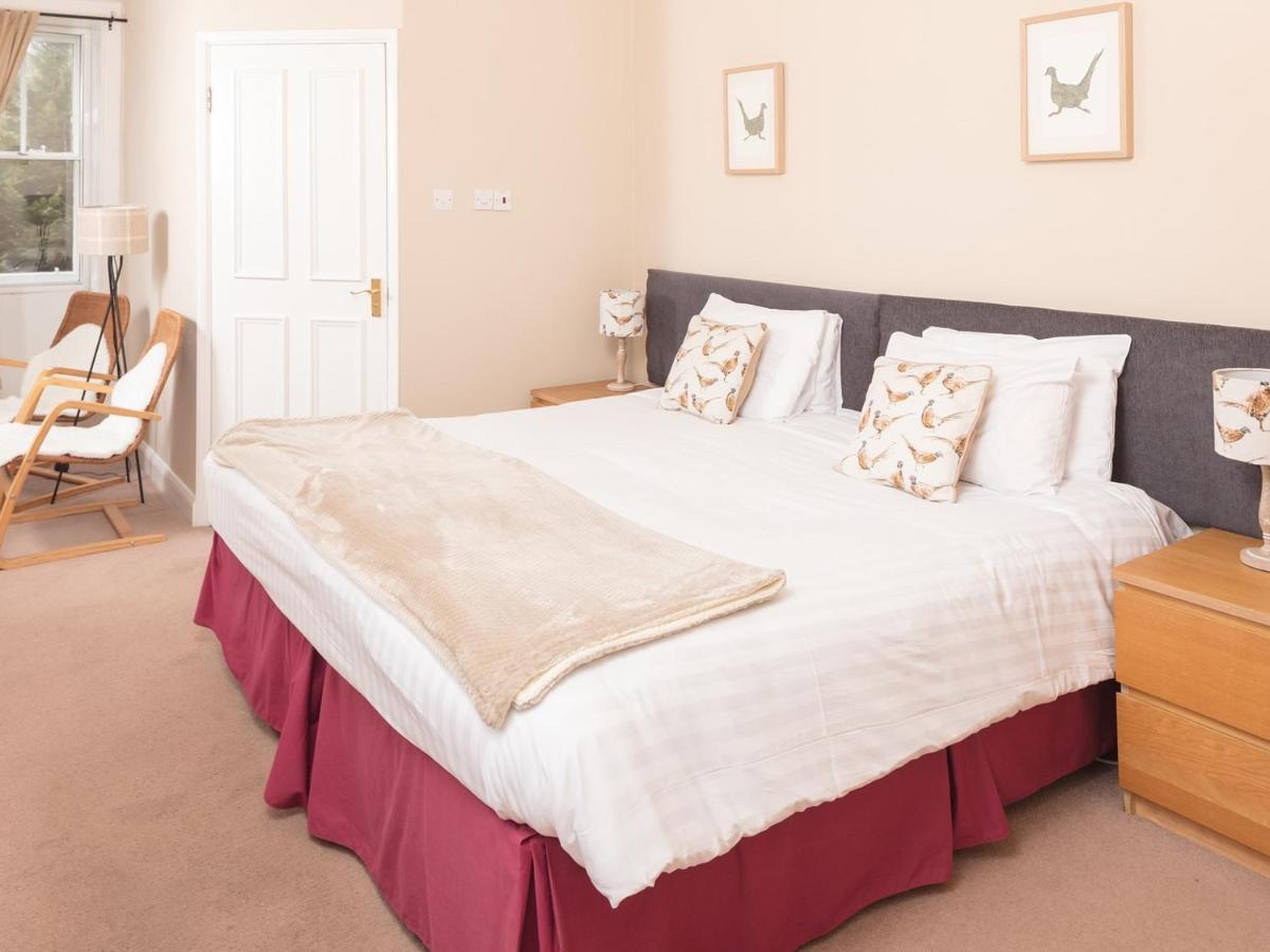 The Gordon Arms Hotel West Linton Εξωτερικό φωτογραφία